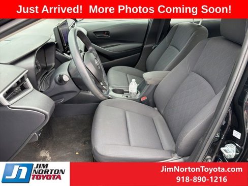 Used 2023 Toyota Corolla LE image 8