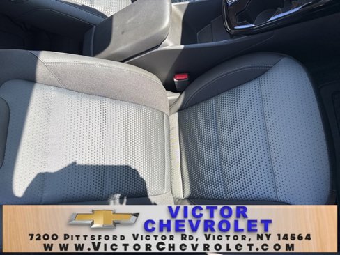New 2025 Chevrolet Trax LT w/ Driver Confidence Package image 30