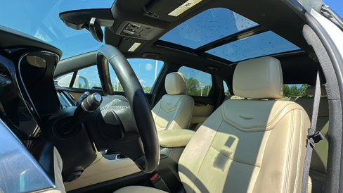 Used 2018 Cadillac XT5 Luxury w/ Driver Awareness Package image 14