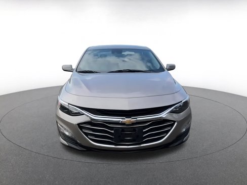 Used 2023 Chevrolet Malibu LT w/ Driver Confidence Package image 4
