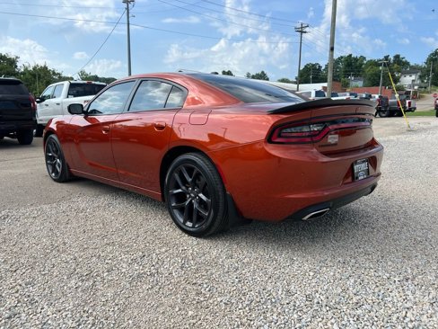 Used 2020 Dodge Charger SXT w/ Blacktop Package image 6
