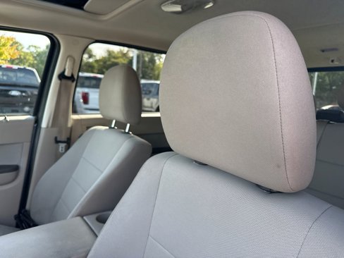 Used 2011 Ford Escape XLT w/ 201A Rapid Spec Order Code image 24