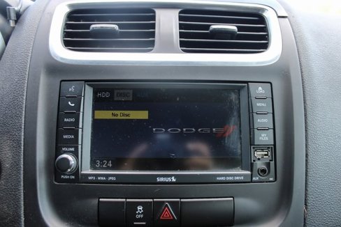 Used 2013 Dodge Avenger SE image 22