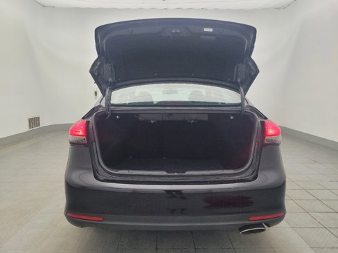 Used 2018 Kia Forte S image 29