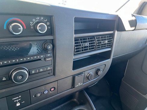 Used 2020 Chevrolet Express 2500 Extended w/ Communications Package image 33