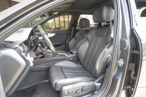 Used 2019 Audi A4 2.0T Premium Plus w/ Premium Plus Package image 8