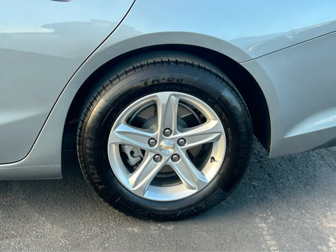 Used 2023 Chevrolet Malibu LT image 41
