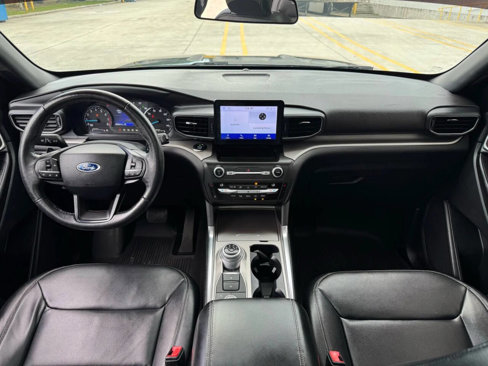 Used 2020 Ford Explorer XLT w/ Equipment Group 202A image 15