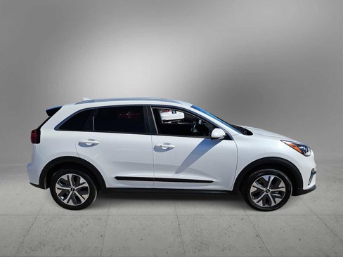 Used 2022 Kia Niro EX image 9