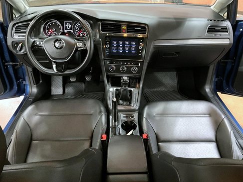 Used 2019 Volkswagen Golf SE w/ Driver Assistance Package image 12