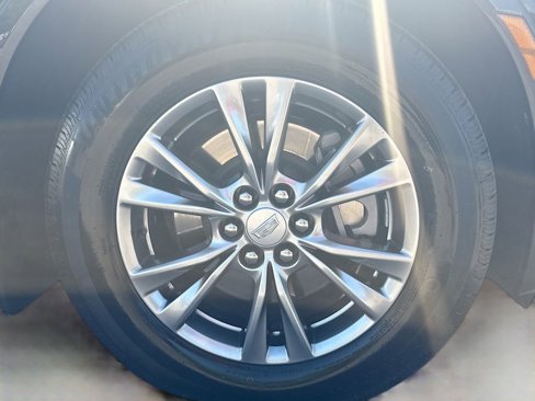 Used 2020 Cadillac XT5 Premium Luxury image 33