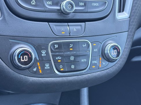 Used 2023 Chevrolet Malibu LT image 5