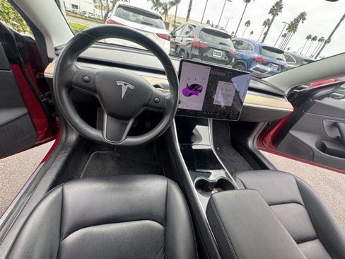 Used 2018 Tesla Model 3 Long Range image 5