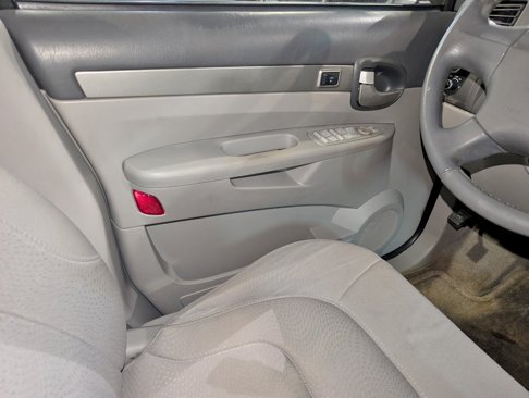 Used 2007 Buick Rendezvous CX image 31