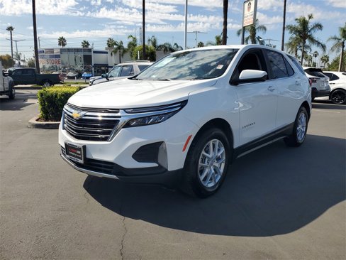 Used 2024 Chevrolet Equinox LT image 2
