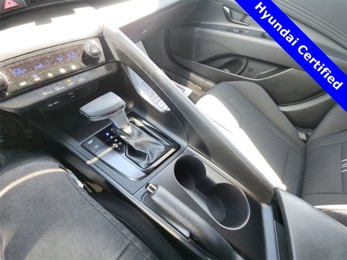 Used 2025 Hyundai Elantra Sport image 20