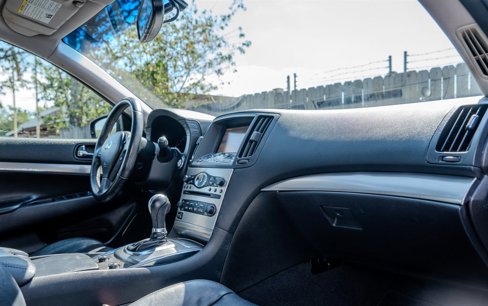 Used 2010 INFINITI G37 Journey w/ Premium Pkg image 31