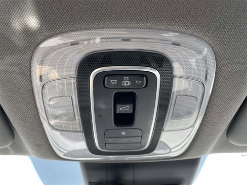 Certified 2022 Hyundai Elantra SEL w/ Convenience + Premium Package image 32