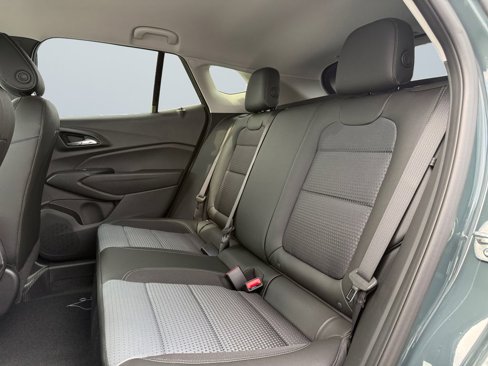 New 2025 Chevrolet Trax LT image 13