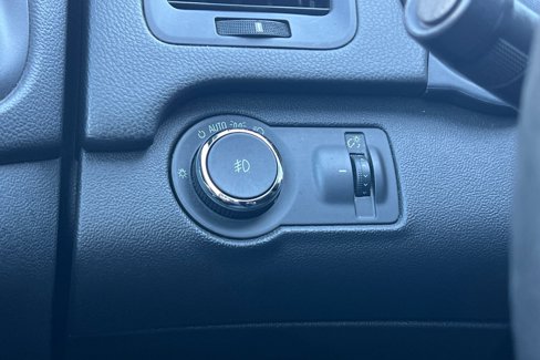 Used 2016 Buick Regal image 40