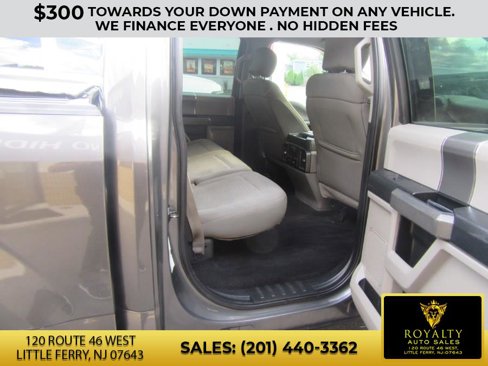 Used 2017 Ford F150 XLT w/ Equipment Group 302A Luxury image 9