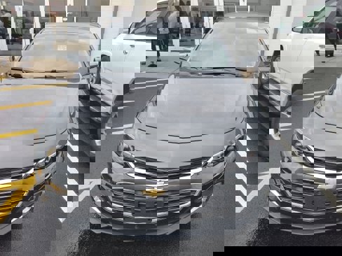 Used 2016 Chevrolet Malibu LT image 2