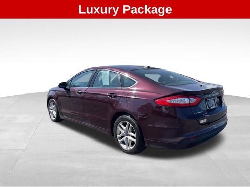 Used 2013 Ford Fusion SE image 3