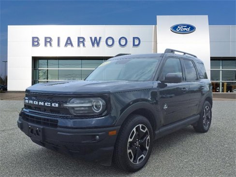 Used 2022 Ford Bronco Sport Outer Banks w/ Tech Package image 1