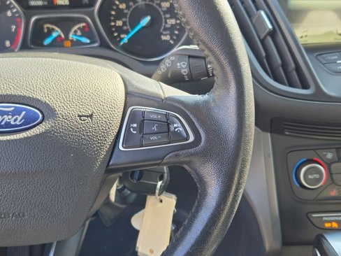 Used 2018 Ford Escape SEL image 30