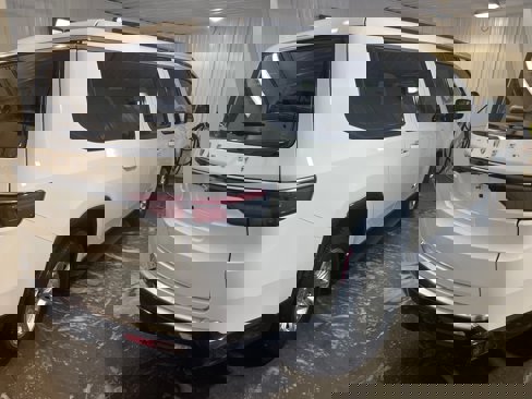 New 2024 Jeep Wagoneer L 4WD image 6