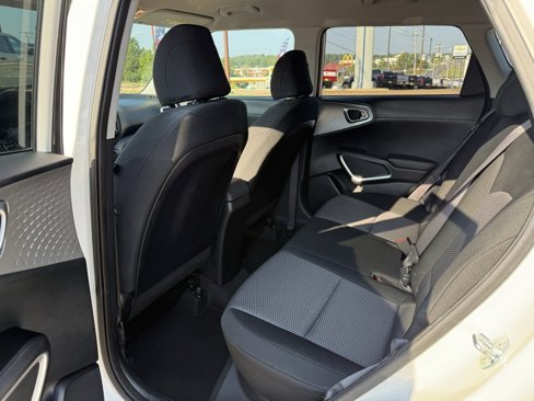 Used 2023 Kia Soul LX w/ Option Group 015 image 14