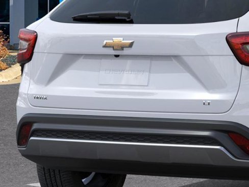 New 2025 Chevrolet Trax LT image 38