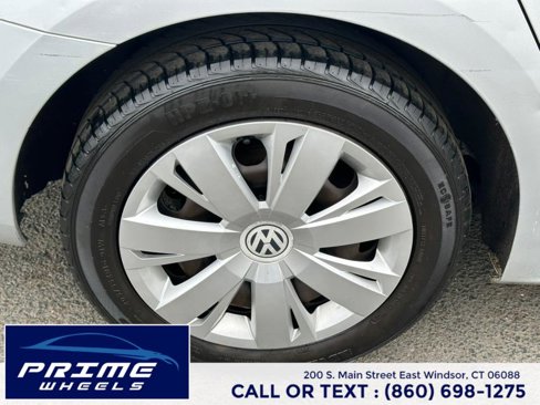 Used 2013 Volkswagen Jetta SE image 23