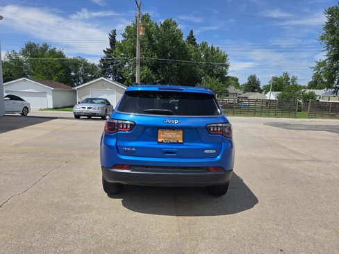 Certified 2021 Jeep Compass Latitude w/ Convenience Group image 7