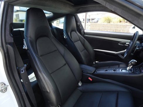 Used 2015 Porsche 911 Turbo w/ Sport Chrono Package image 19