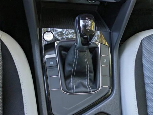 New 2025 Volkswagen Taos S image 15