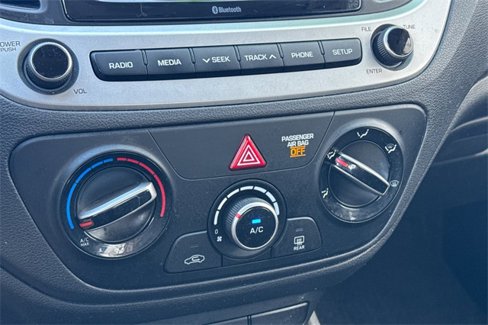 Used 2020 Hyundai Accent SE image 19