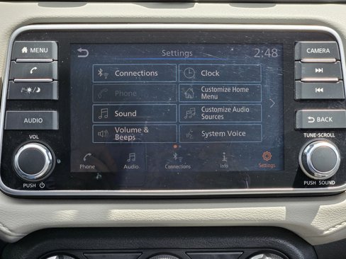 Used 2021 Nissan Versa SV image 22