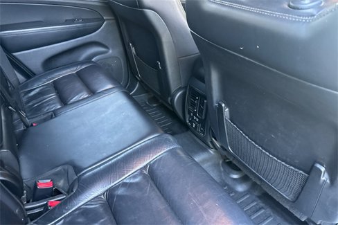 Used 2018 Jeep Grand Cherokee Limited image 18