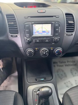 Used 2016 Kia Forte LX w/ LX Popular Plus Package image 26