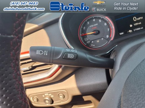Used 2022 Chevrolet TrailBlazer RS w/ Technology Package image 25