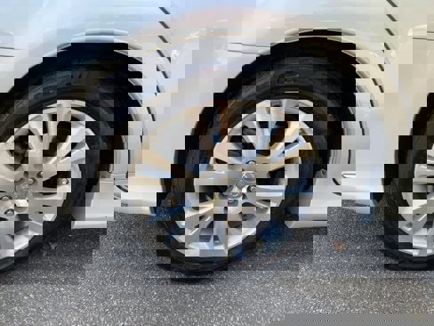 Used 2011 Toyota Avalon image 13