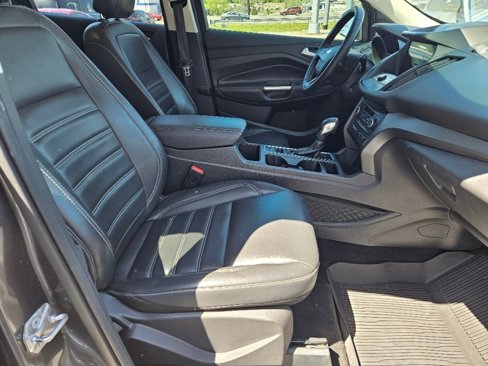 Used 2019 Ford Escape SEL image 14