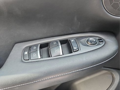 Used 2021 INFINITI QX50 Luxe w/ Appearance Package image 24