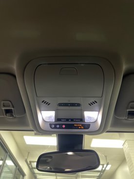 Used 2020 Chevrolet Equinox Premier image 22