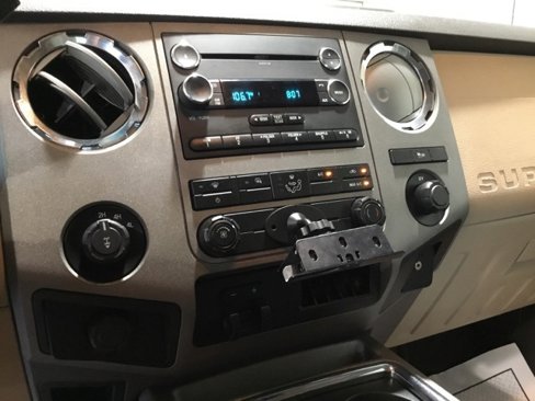 Used 2011 Ford F250 XLT w/ Chrome Pkg image 30