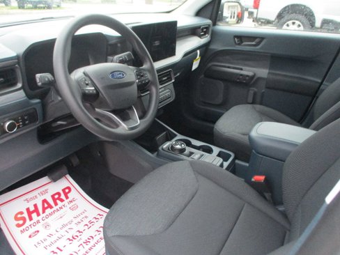 New 2025 Ford Maverick XL image 4