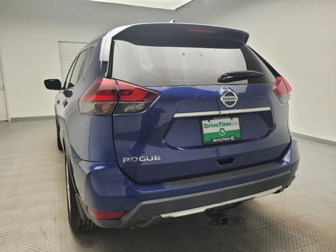 Used 2019 Nissan Rogue S image 6