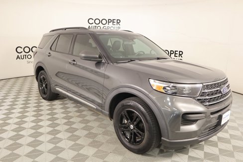 Used 2020 Ford Explorer XLT image 1