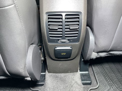 Used 2016 Ford Escape SE w/ SE Leather Comfort Package image 28